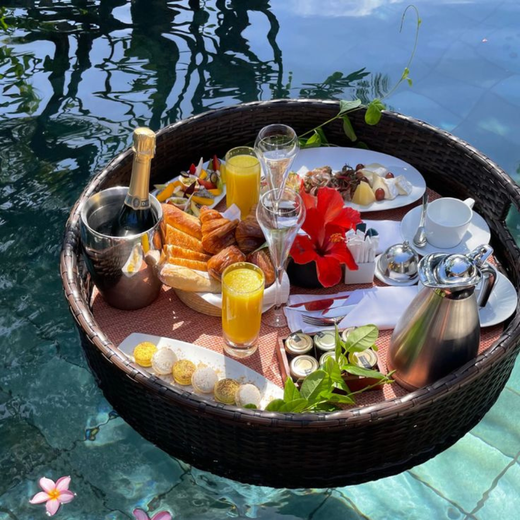 OnlyFurn - Nova Rattan Floating Pool Tray