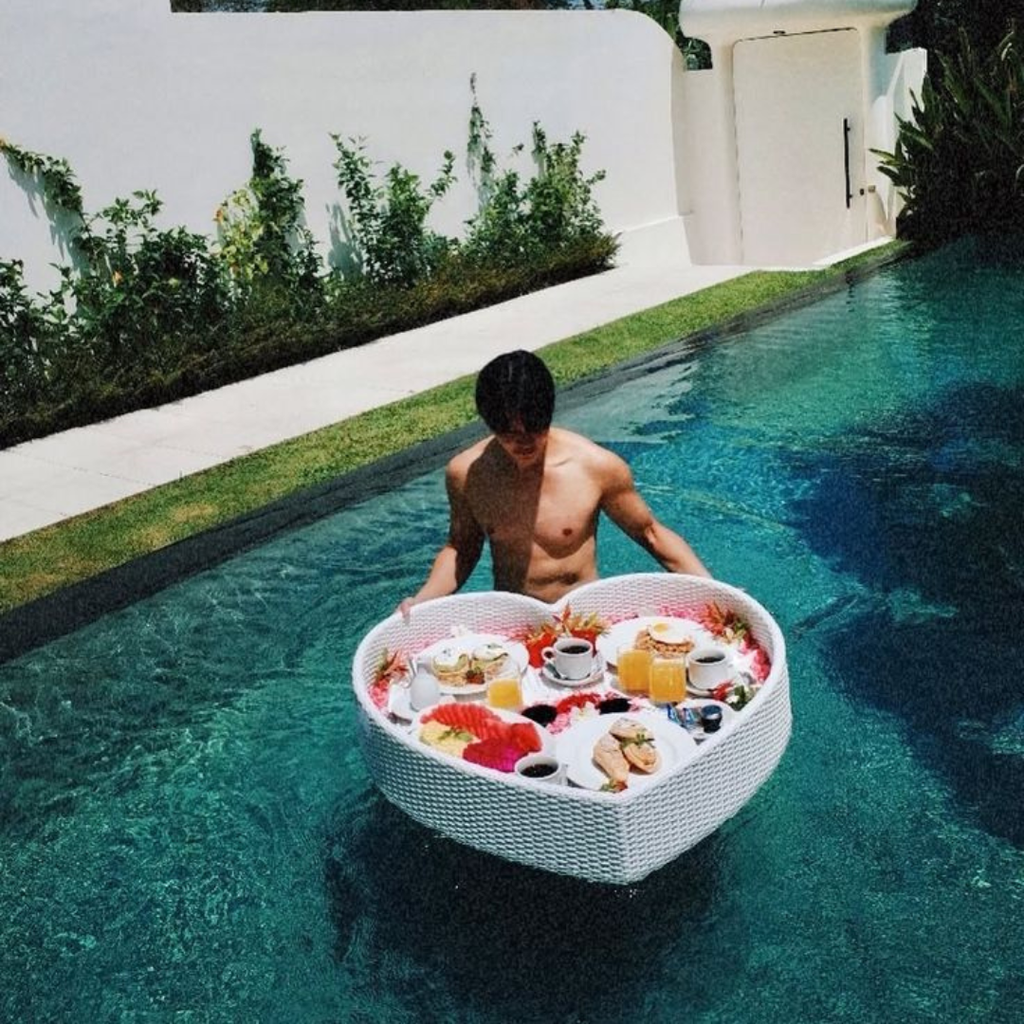 OnlyFurn - Nova Rattan Floating Pool Tray